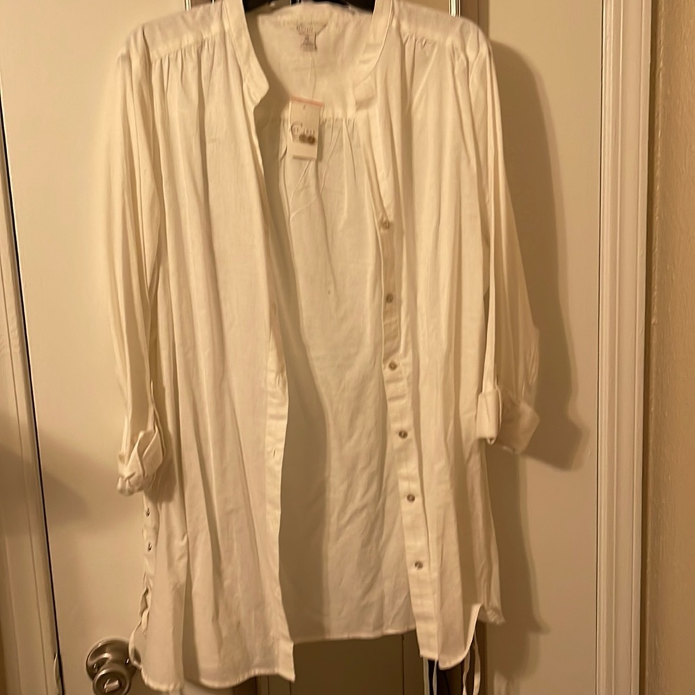 Woman’s white shirt, J/M Sportswear